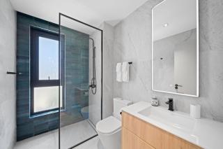 Exceptional Beachfront Condo - Allure 105 2 bed - 3