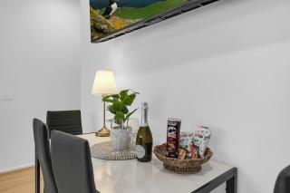Richmond Escape 5BR 3Bath Walk to Mcg & Rod Laver - 6