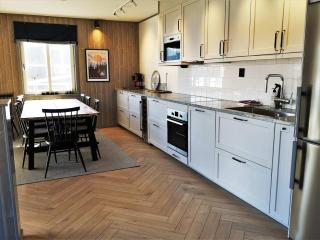 3BR for 6 with Sauna & Balcony - 4