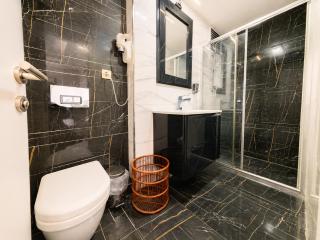 Grand Kavi Hotel - 2