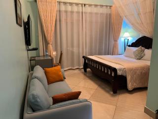 Lakepoint Villa - 9