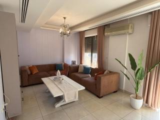 3 bedroom apartment near cozmo 7th circle - 3