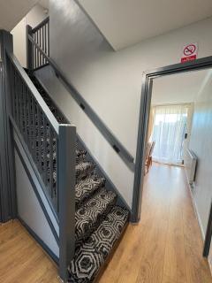 Cozy 4 Bedroom Home Near Birmingham City Centre - 6