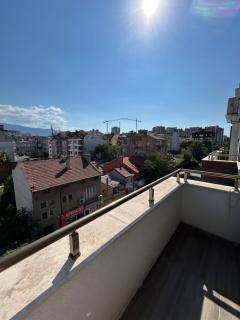Modern 1BR Apartment with Garage near Opalchenska Metro, Park & Supermarket - 1
