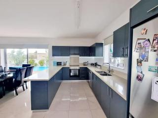Relax with the whole family at this peaceful location ! - 5