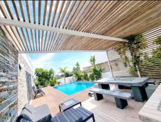 Relax with the whole family at this peaceful location ! - 0