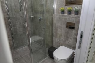 Bahai Gardens Suites - 9