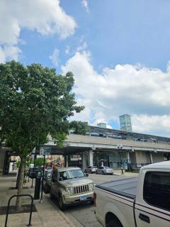 2 Bedroom Unit in Uptown Chicago - 9