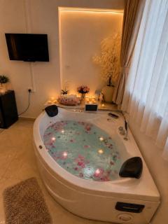 panorama pyramids and jacuzzi - Giza - 5
