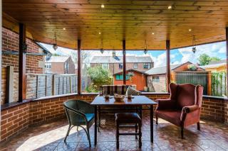 Nomad's Rest- Stylish 3BR Perfect for Work & Leisure Stays - 6