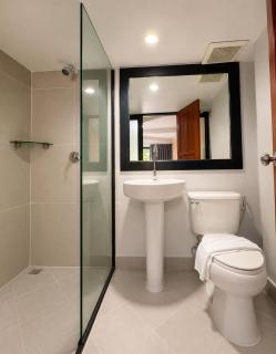 SaintLove Hotel - 8