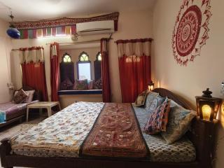 Incredible's Homestay - Inside Fort - 1
