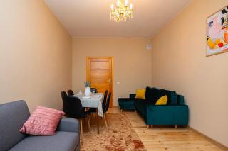 Potworowskiego 17 Słoneczny Apartament obok P Wilsona i MTP - 4