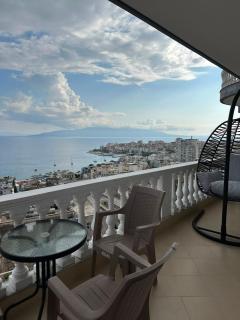 Flora Sea View Apartament - 0