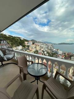 Flora Sea View Apartament - 1