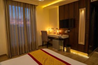 Hotel City Crown - MI Road Jaipur City Center - 6