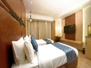Palette Hotel by CheckIn Amritsar, Airport Road - 3