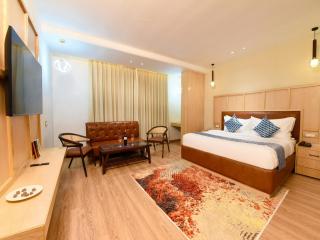 Palette Hotel by CheckIn Amritsar, Airport Road - 8