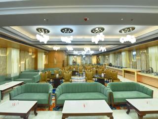 Palette Hotel by CheckIn Amritsar, Airport Road - 5