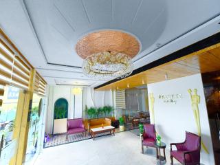 Palette Hotel by CheckIn Amritsar, Airport Road - 1