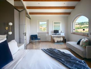 Tenuta Marino - Villa con Piscina Privata tra i Vigneti delle Marche - 1