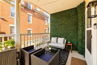 By Walnut Street Near Pitt, CMU, UPMC, 3Parking Spots - 4