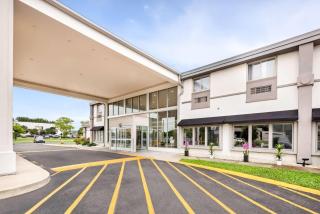 Days Inn by Wyndham Columbus East Airport - 9