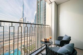 SmartStay at Downtown Views - Best Burj Khalifa View - Brand New Luxury Apartments - 5