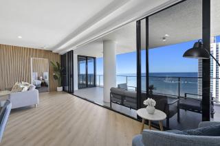 Circle on Cavill 4 Bedroom Executive Sub Penthouse - 8