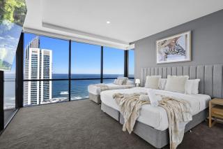 Circle on Cavill 4 Bedroom Executive Sub Penthouse - 1