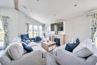 Atlantic Breeze, Mullacott Park - 9