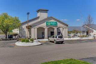Quality Inn Austintown-Youngstown West - 6