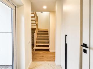 Modern Family Home Close to Kalngale Beach - 2