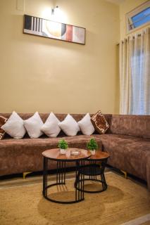 Karuna Court I Premium Room in a 3 BHK I Dedicated Toilet I Jalukbari - 7