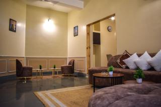 Karuna Court I Premium Room in a 3 BHK I Dedicated Toilet I Jalukbari - 2