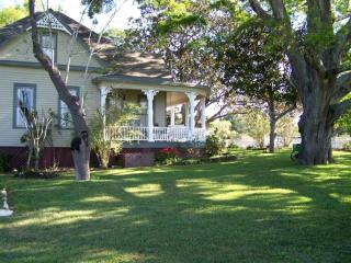 Romantic Room Rental in Lovely Bed and Breakfast near Bellville, Texas - 0