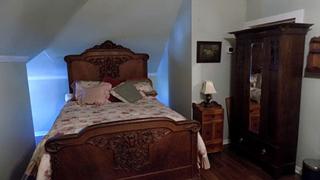 Romantic Room Rental in Lovely Bed and Breakfast near Bellville, Texas - 7
