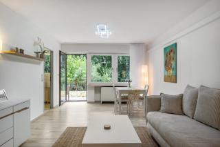 Apartment 2 - 9