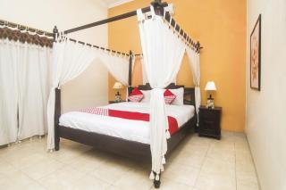 Hotel O Ndalem Padma Asri Guest House - 1