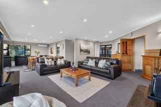 Alpine Haven on Poole Lane - 4