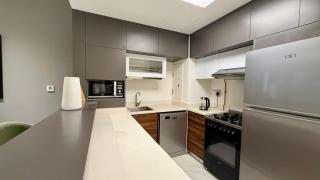 Lusail Luxury Stays Close to Tram & Stadium - 3
