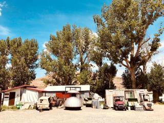 Rustic Ranch Cabin Rental in the Granite Range and Hualapai Valley of Nevada - 7