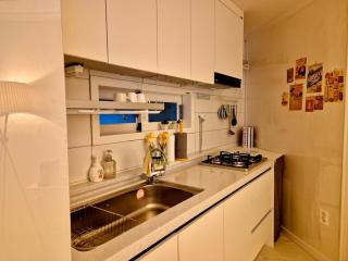 Mingle Stay - 3 Bedroom Home near Gocheok Sky Dome & Oryu Station - 3