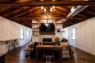 Rustic Romantic Cabin for Two Surrounded by Nature in Grand River Valley near Madison, Ohio - 4