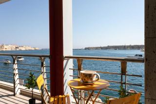St Angelo Mansions 3BDR flat with Seaview - 0