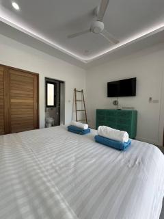 Villa Kiwi Nest Serene 3BR Pool Haven - 3