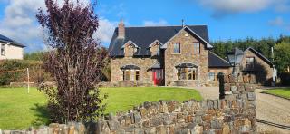 Hillstone House - 0