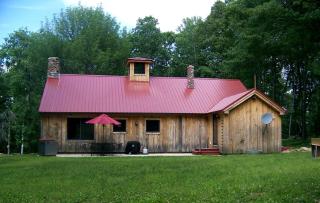 Rustic Family Cabin Rental with Nature Trails near Sturbridge, Massachusetts - 0