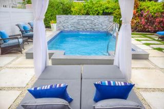 3 Min Walk to Beach - Blessed Manor 5 Bed House - 8