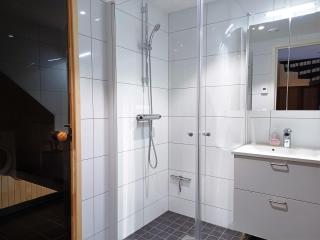 Central Duplex with Sauna & Lake Views - 1